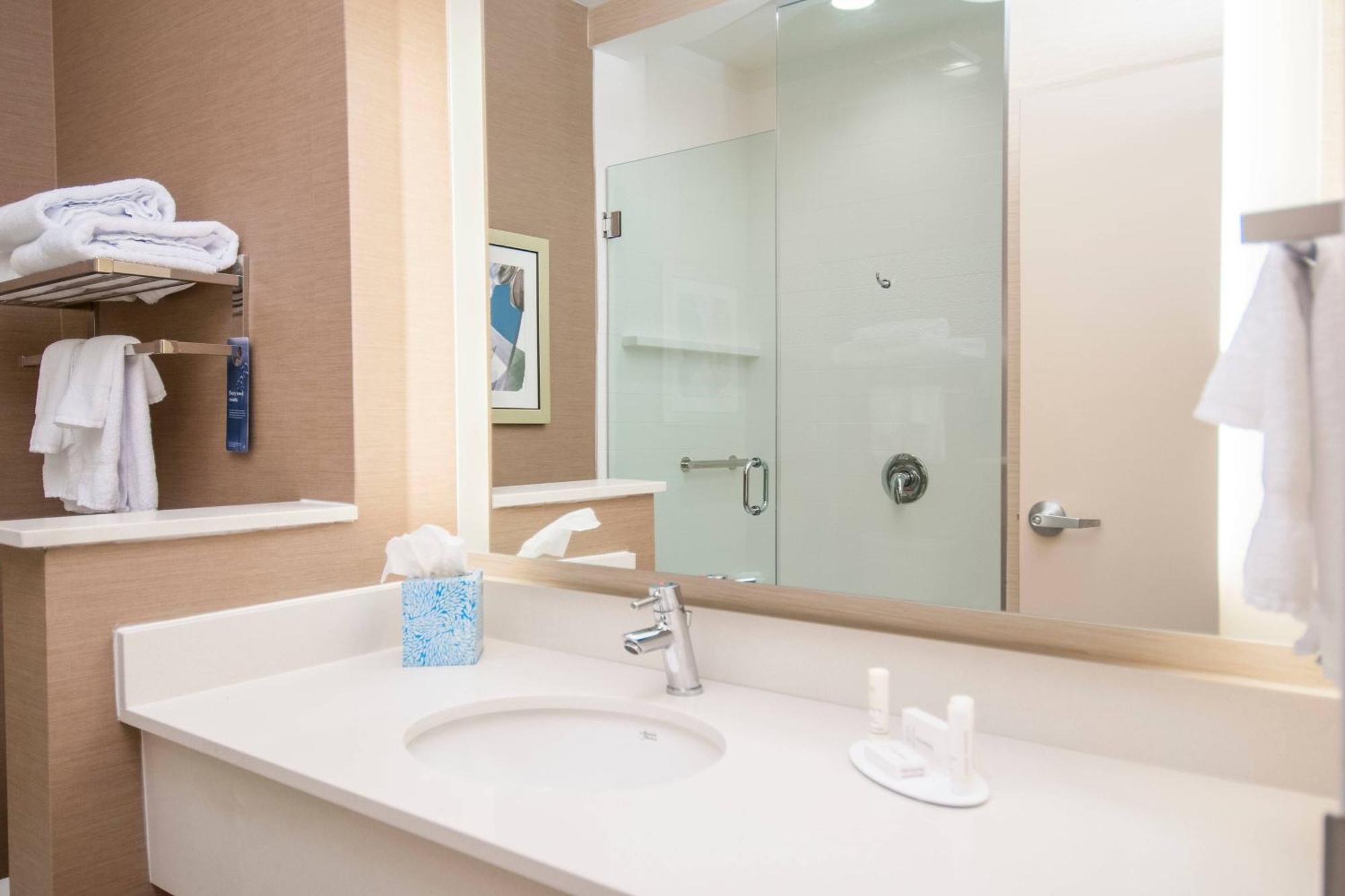 Fairfield Inn & Suites By Marriott Laplace Bagian luar foto