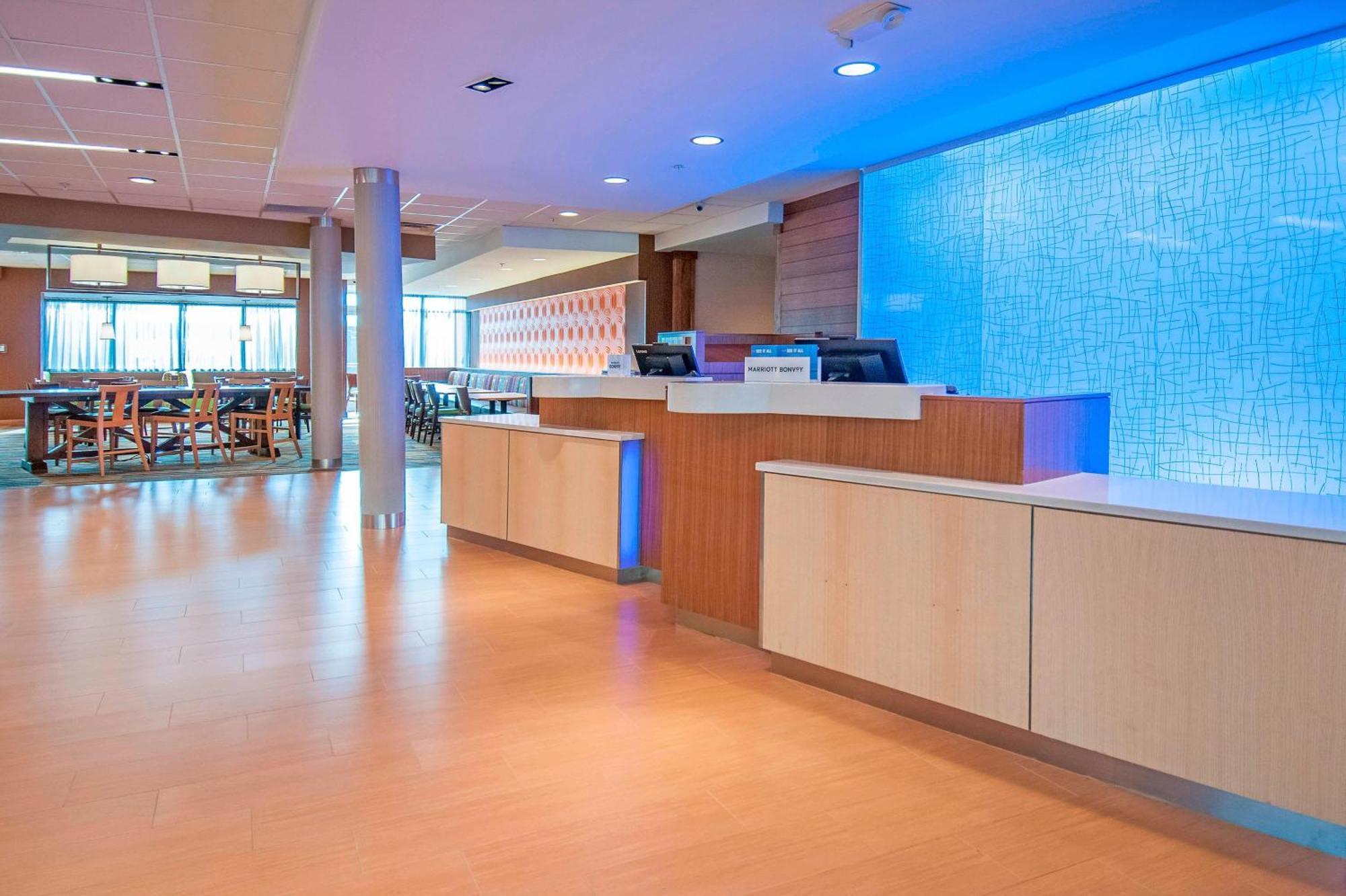 Fairfield Inn & Suites By Marriott Laplace Bagian luar foto