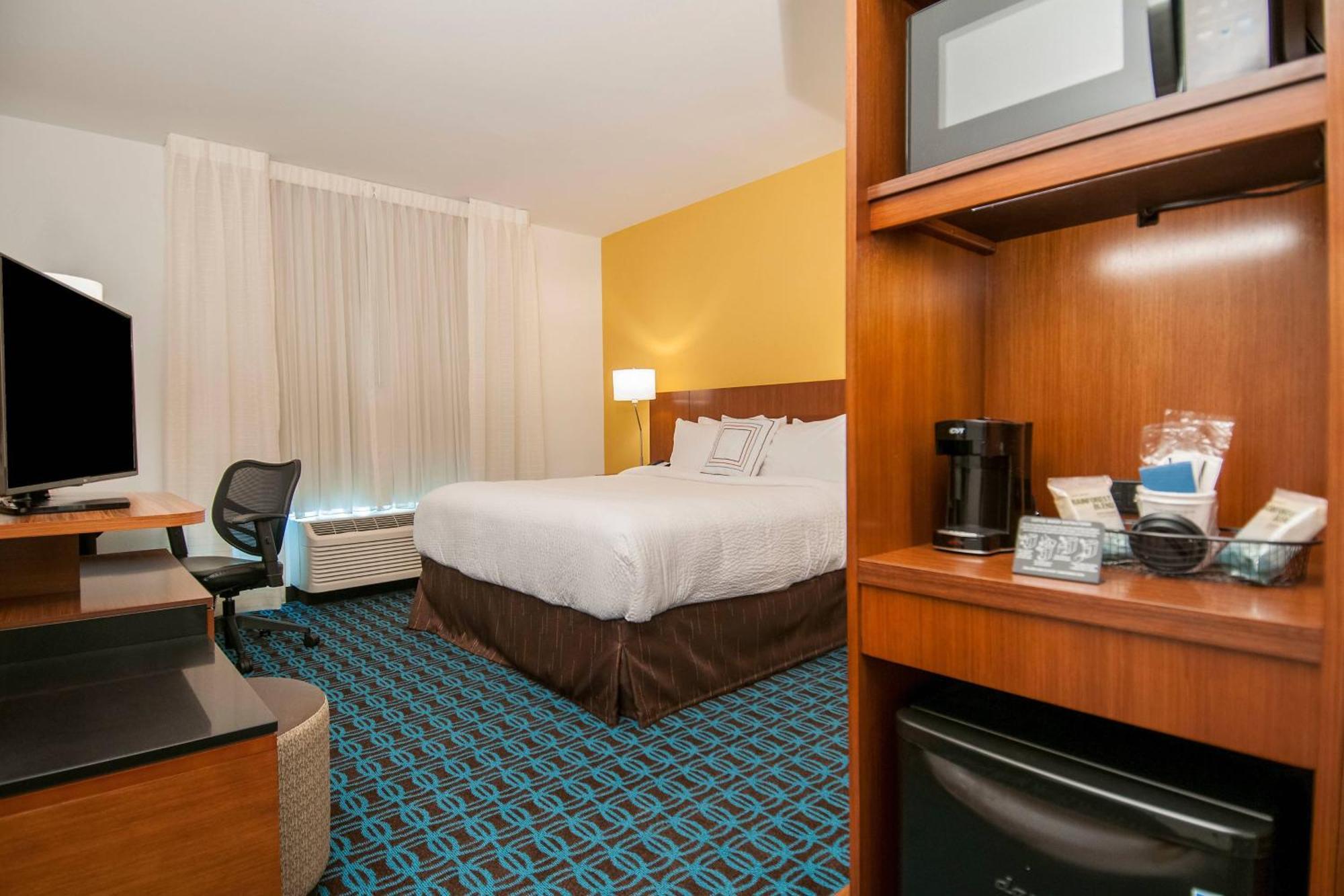 Fairfield Inn & Suites By Marriott Laplace Bagian luar foto
