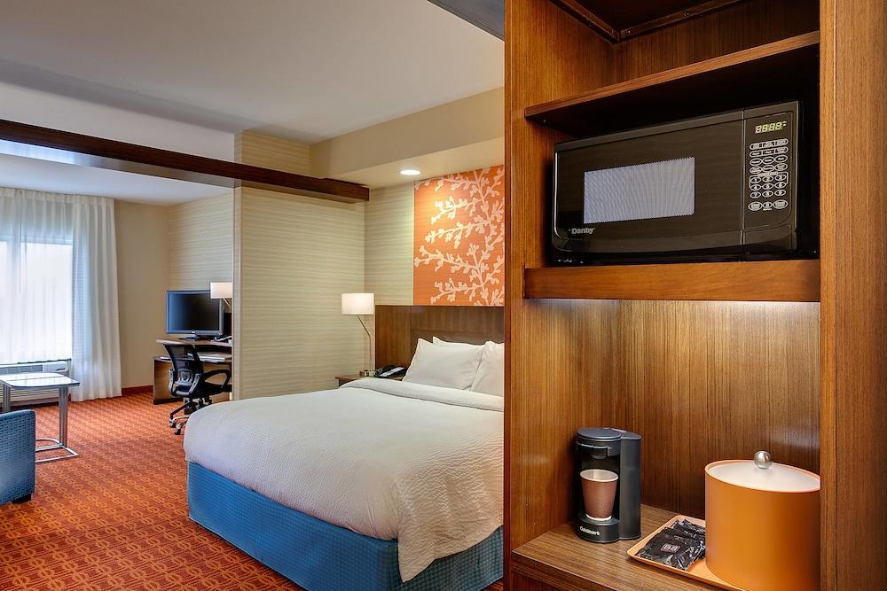 Fairfield Inn & Suites By Marriott Laplace Bagian luar foto